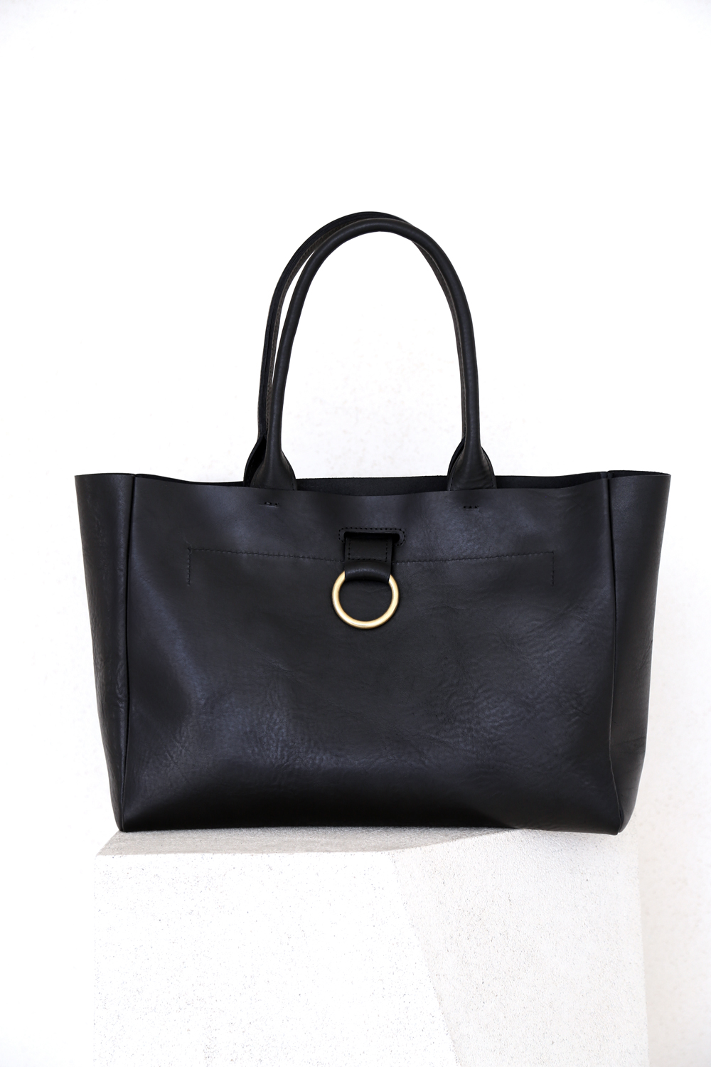 Ring Tote Black - Corîu - Leather Bags